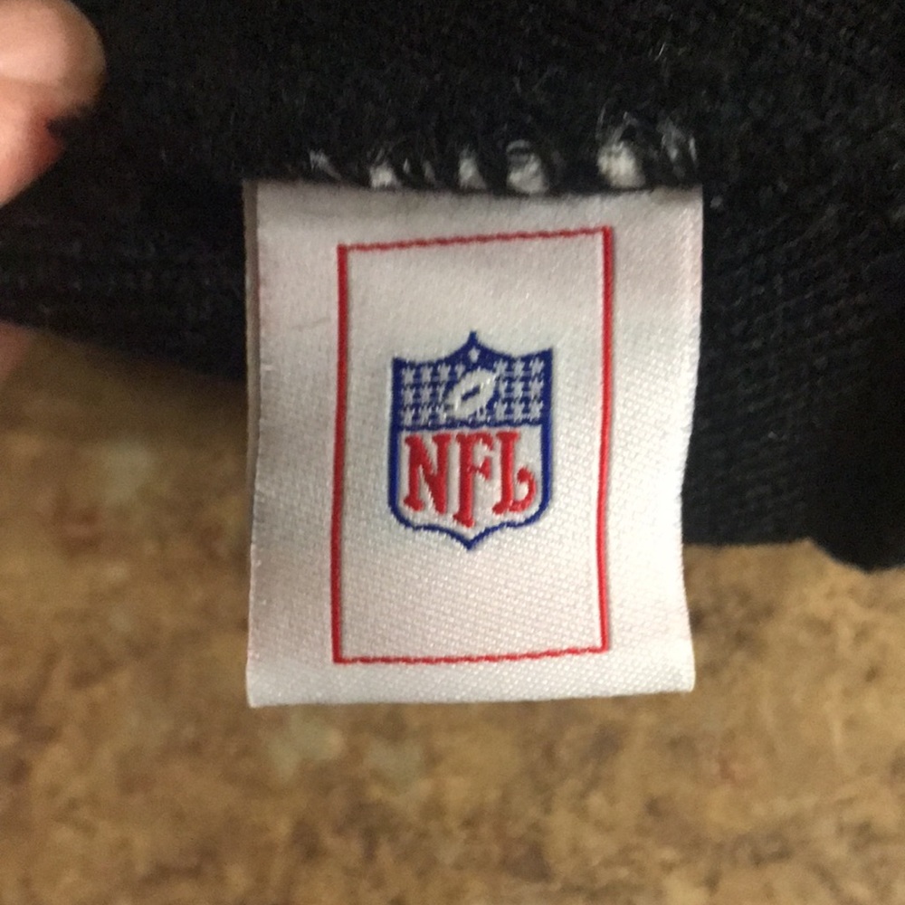 COPY - Unisex NFL Steelers Beanie - Picture 4 of 5